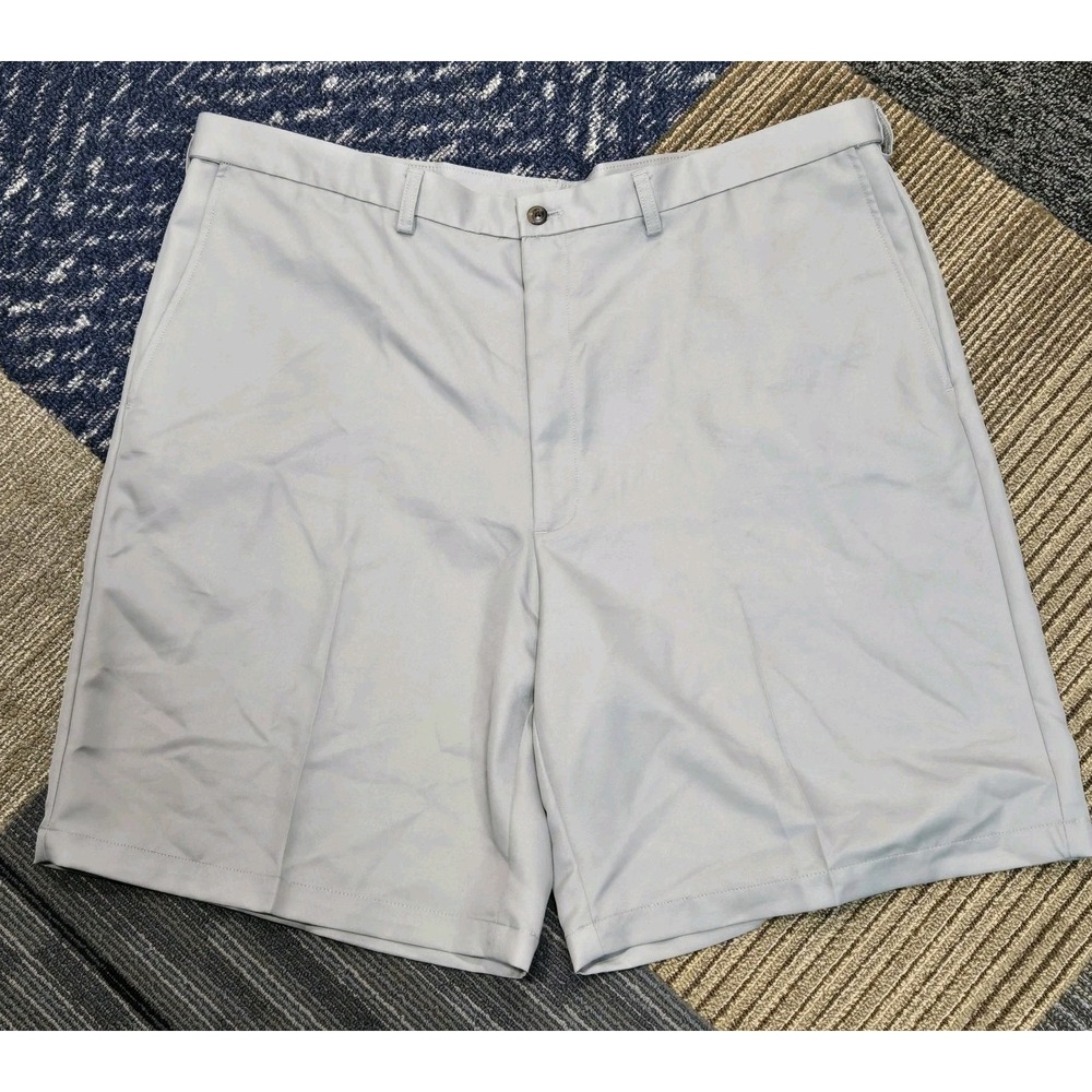 Haggar Cool 18 Pleated Mens Shorts Gray Expanding Waist Belt Loops Size 42